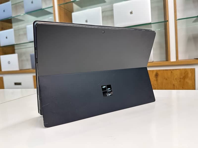 SURFACE PRO 7 2-in-1 ( core i7/10th gen ) 16 GB RAM - 512 GB SSD 6