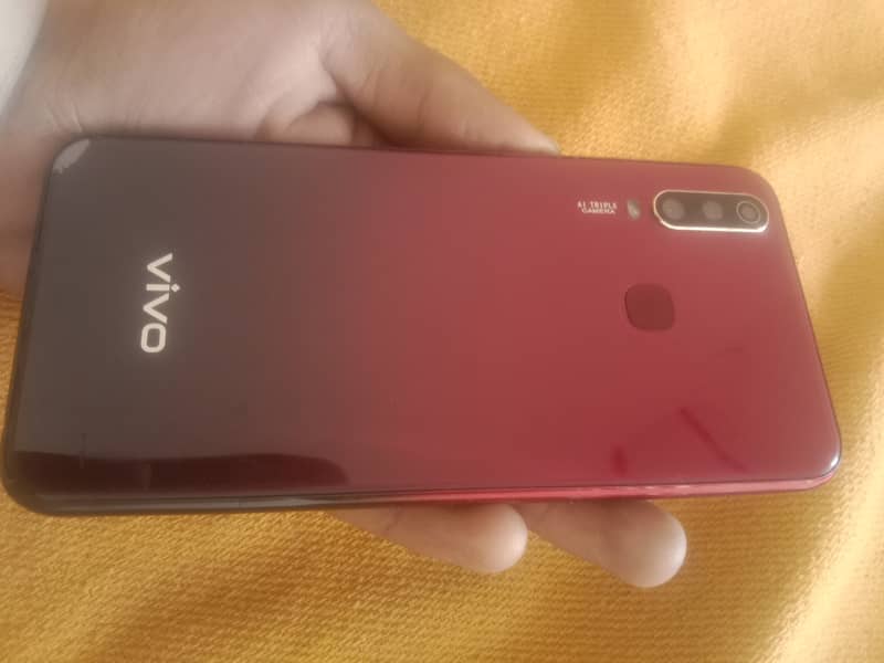 Vivo Y15 0