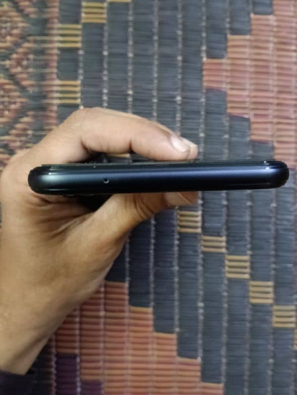 Huawei P20 lite 10/10 Scratch Less Condition 4