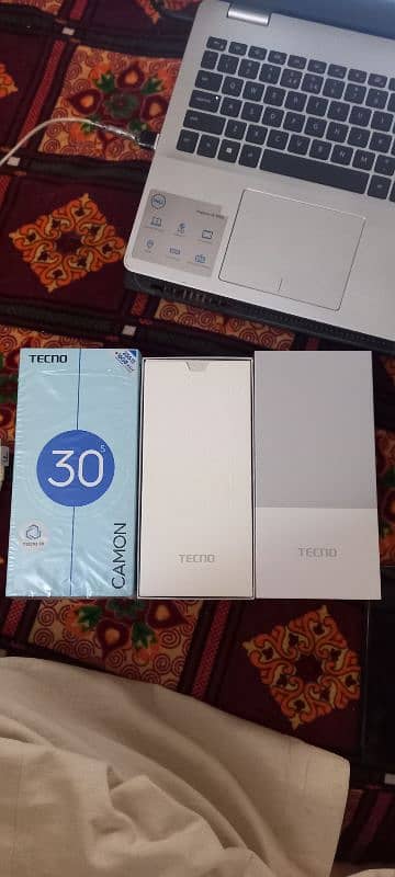 Tecno Camon 30s 16/256 in 11+ months warranty 0