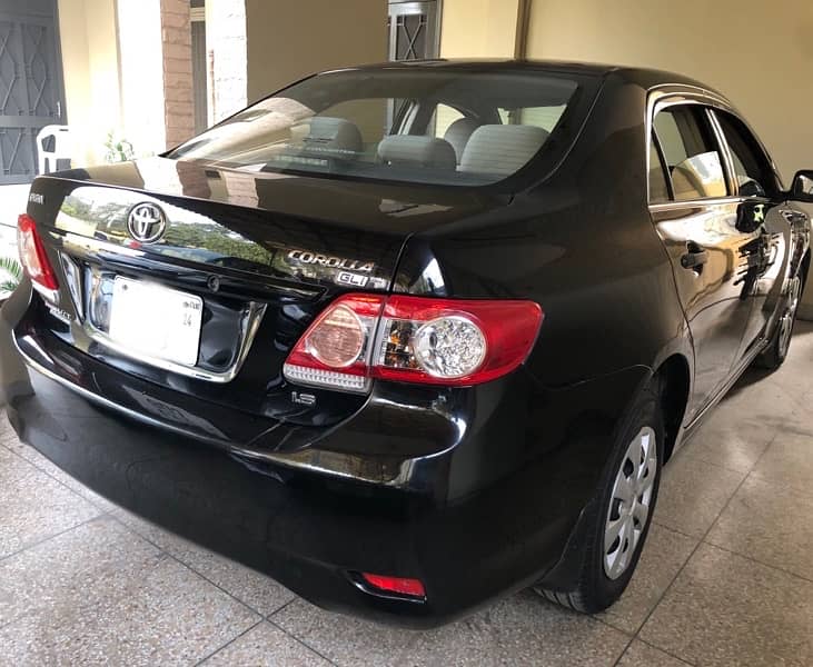 Toyota Corolla GLI 2014 1