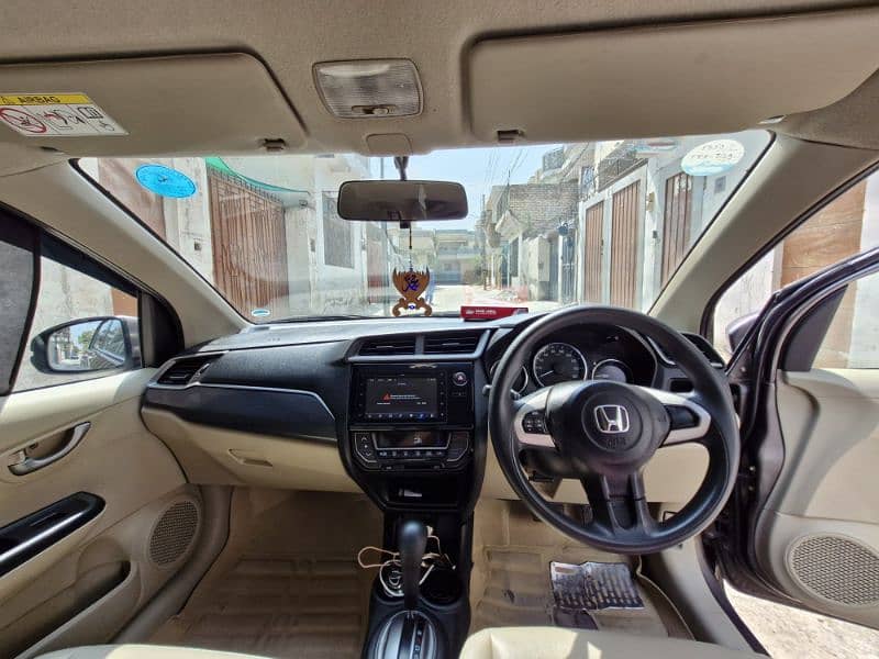 Honda BR-V 2021 full in new condition 10