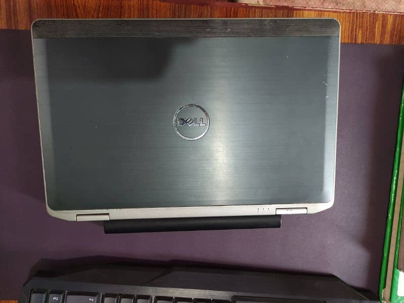 Dell latitude E6330 Core i5 3rd gen 4