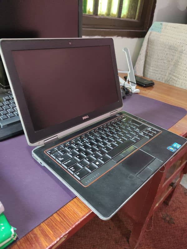 Dell latitude E6330 Core i5 3rd gen 5