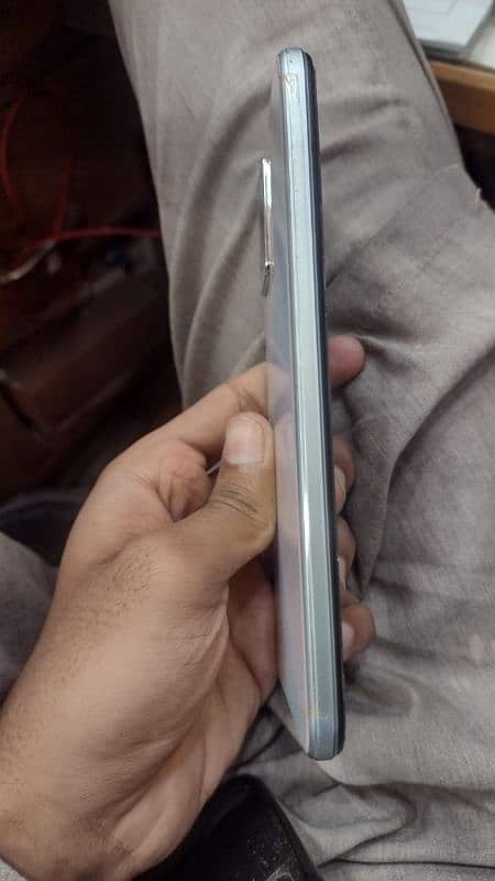 Vivo y21 all ok condition ap ka sam na ha 2