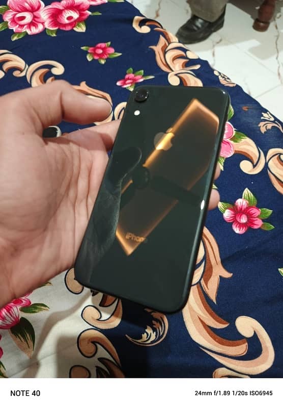 iPhone XR Sim chal rhi hai Waterpack 03457842748m 6