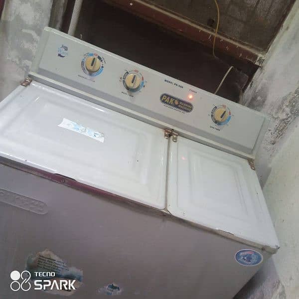 Pak Washing machine with dryer 1