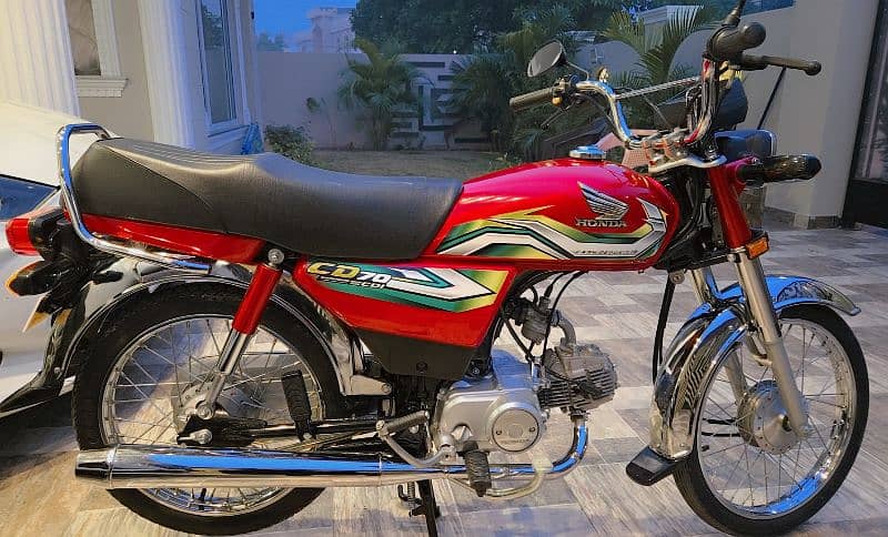 Honda CD70 2023 - Like New Condition 3