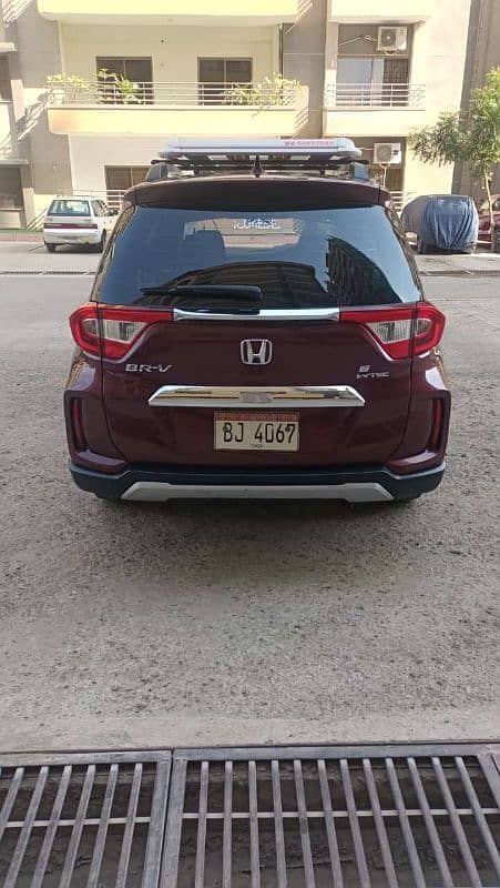 Honda BR-V 2021 3