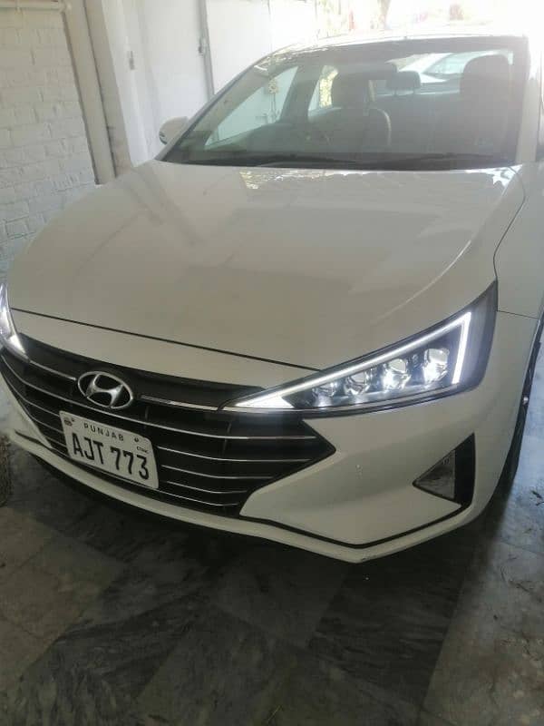 Hyundai Elantra 2022 0