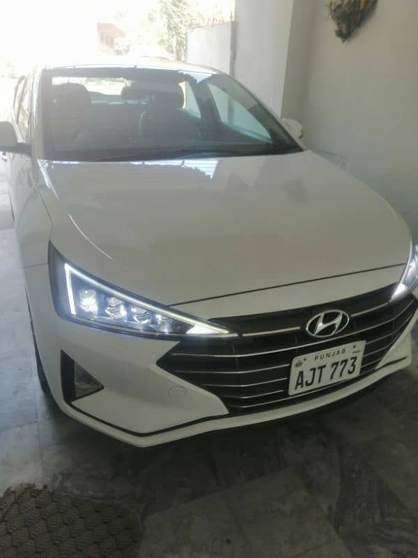 Hyundai Elantra 2022 6