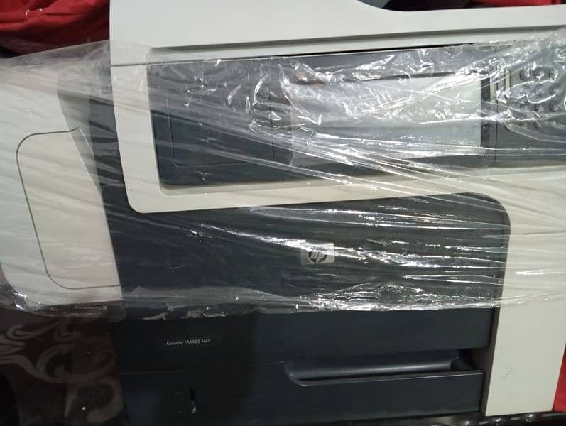 hp laserJet M4555 MFP 0