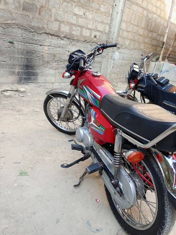 Honda 125 6