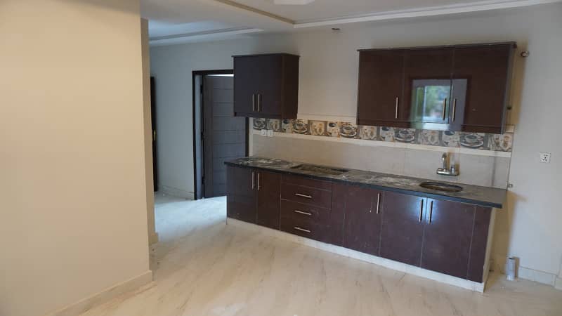 2 BEDROOM LIKE A BRNAD NEW APARTMENT FOR SALE IN BAHRIA TOWN LAHORE 15