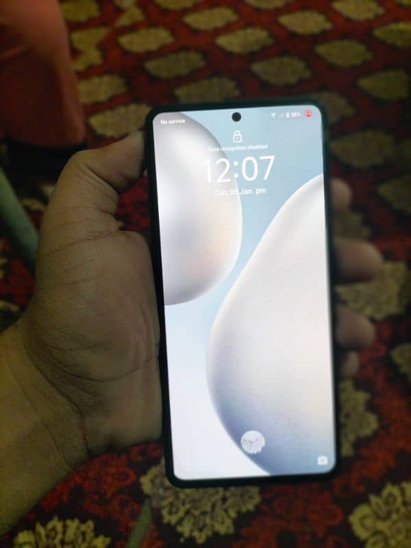 Vivo v 27e 8/256 5