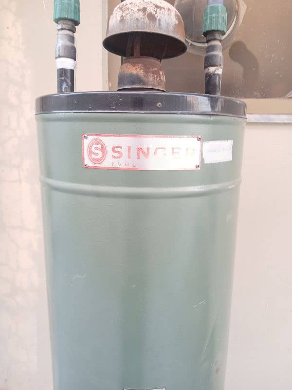 Singer 35 Gallons Gas Geyser 1