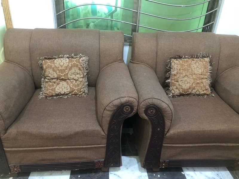 high quality sofa set-condition 9/10 7