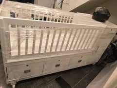 baby cot