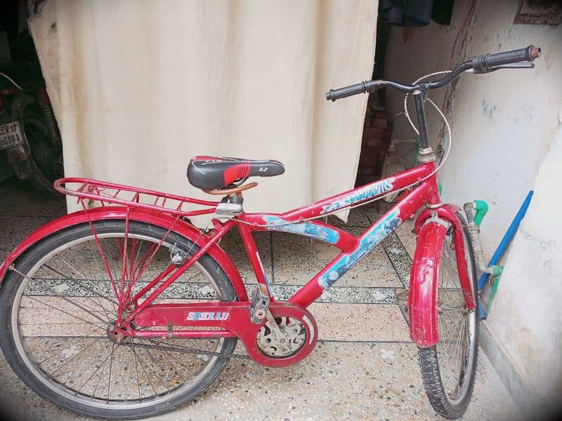 WELL-MAINTAINED USED SOHRAB  CYCLE FOR SALE. HOME USE CYCLE. 1