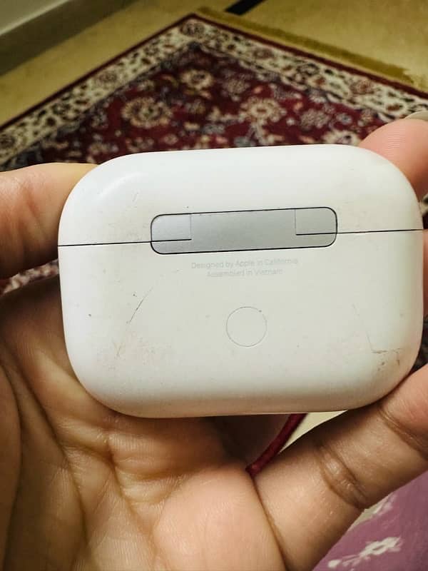 Original Apple Airpods (Model A2084) 3