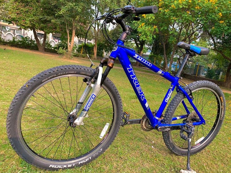 Trek 3800 5