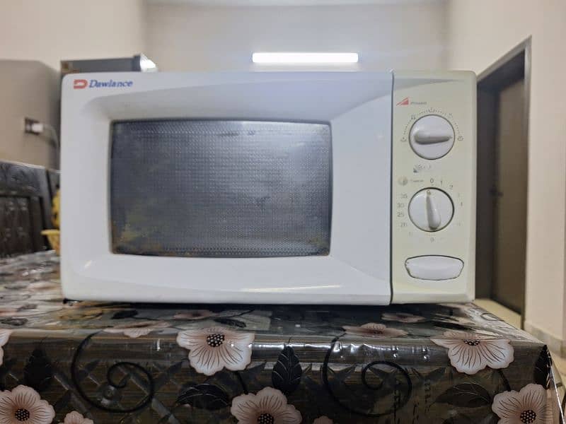 Dawlance Microwave 2