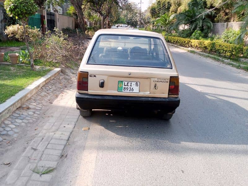 Daihatsu Charade 1984 2