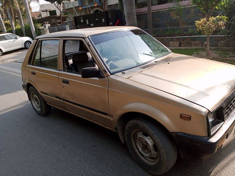 Daihatsu Charade 1984 3