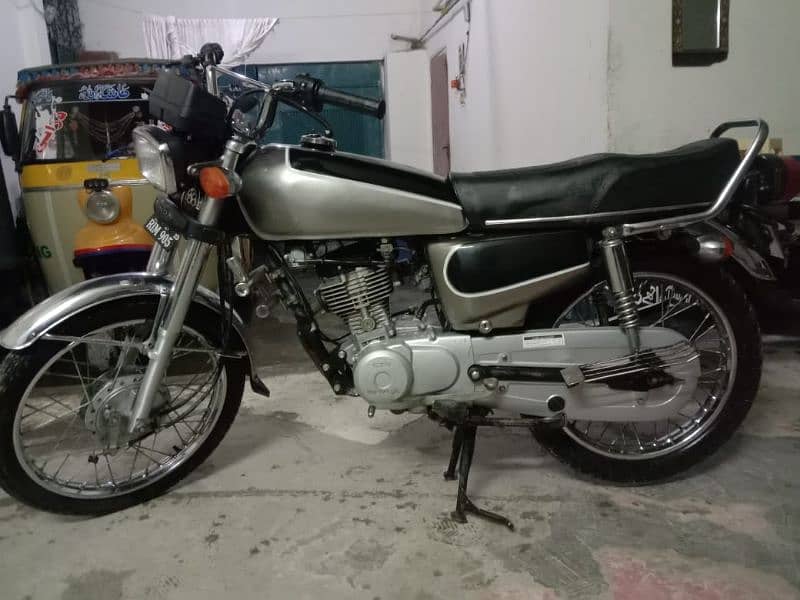 Honda 125 for sale rwp num 20model lush conditin 0