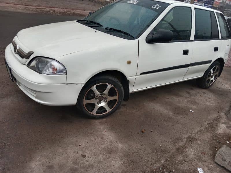 Home used Suzuki Cultus VXR 2014 in good condition 7