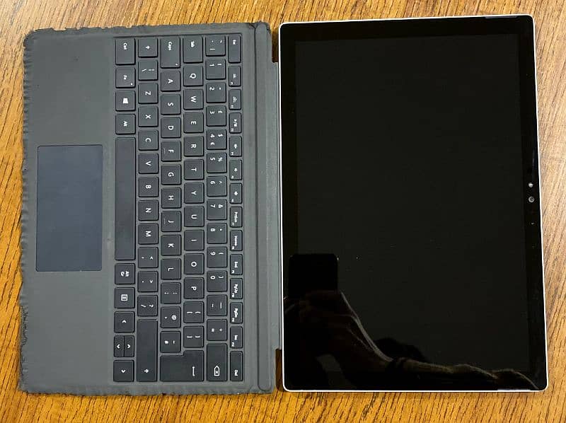 Microsoft Surface Pro 4 2