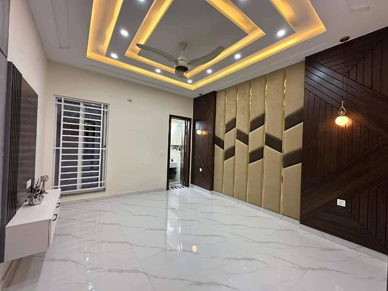 10 Marla Architect Designer house for sale hot location bahria 5