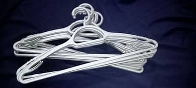 pack of 1 dozen -large size hanger for men and women  best quality.