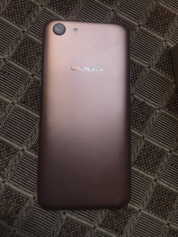 Oppo A83 9