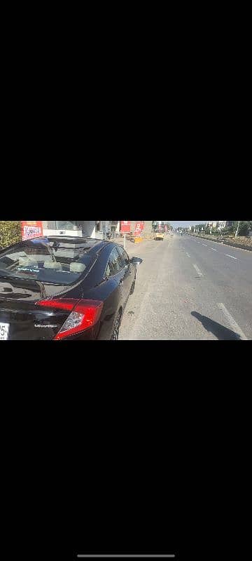 Honda Civic 1.8 i-VTEC CVT 2020 4