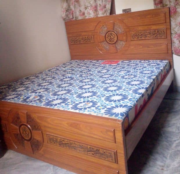 king size bed with mattress for sale 0