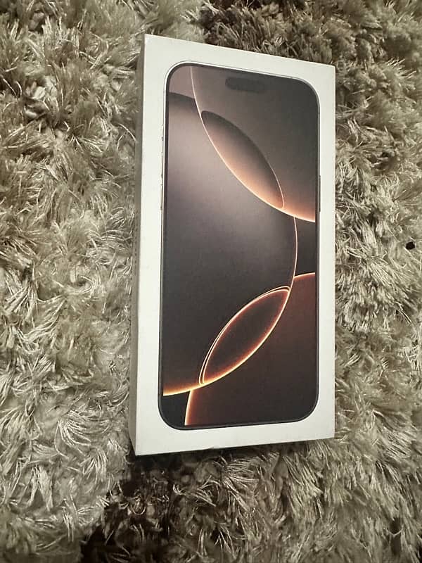 IPHONE 16 PRO MAX DESERT 256GB 2