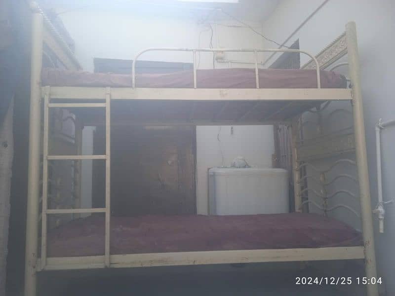 Double bed for sale 2