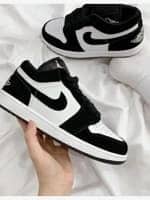 Nike branded shoes with good quality material for middle size foot 0