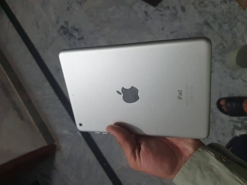 apple ipad mini 2 3