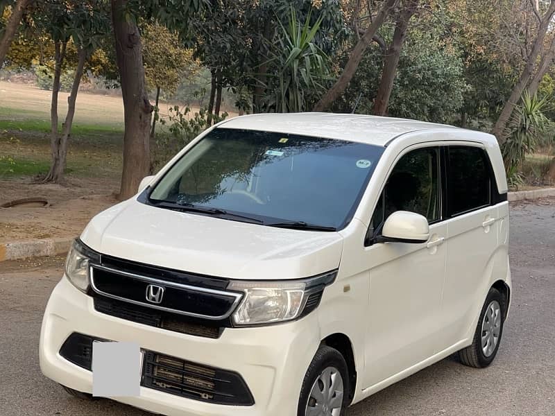 HONDA N WGN 2014 MODEL 2016 LAHORE REG PEARL WHITE 2