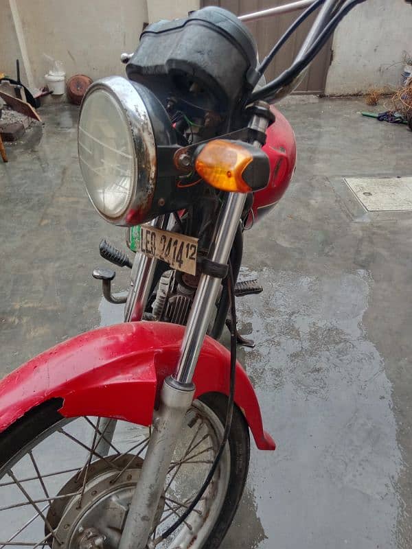 Honda prider 100c 2012 model Lahore ka number all documents ok 3