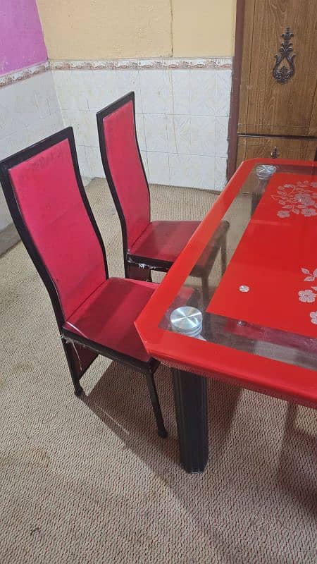 Beautiful Glass Dining Table 9