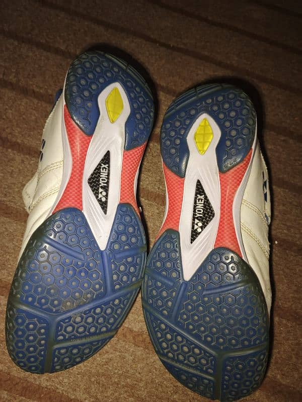 Yonex Badminton shoes 1