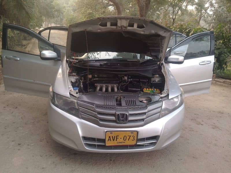 urgent for sale Honda city ivtec 1300cc 2011 8