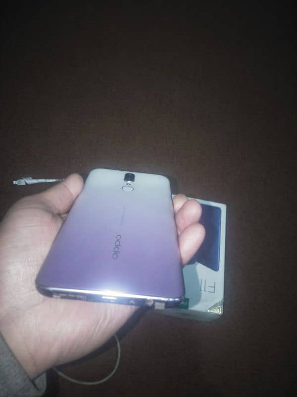 oppo f11 2