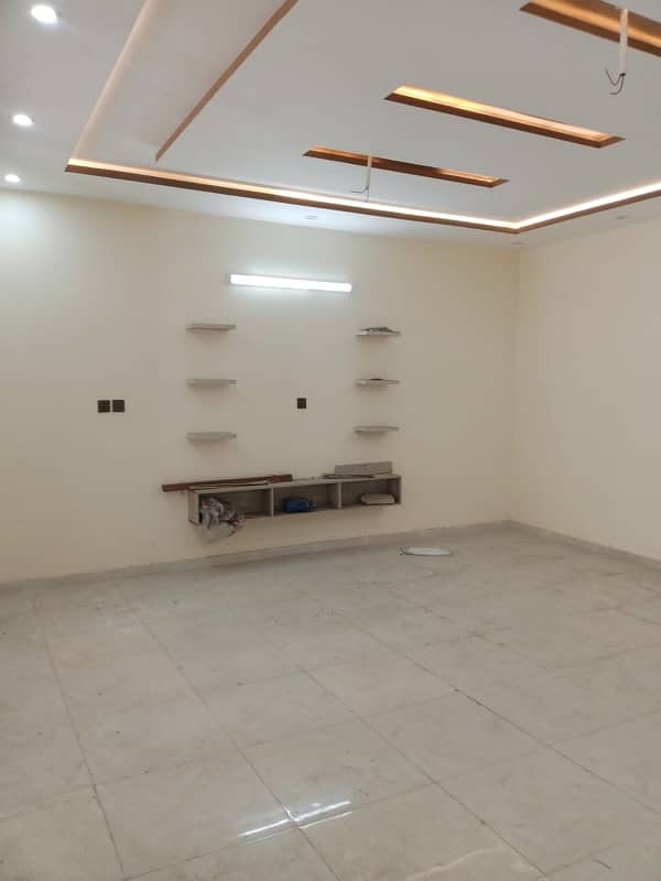 10 marla Full hous for rent new type Wapda Town ph1 block F2 4