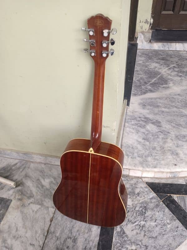 Washburn WD 10 Acoustic Guitar 4