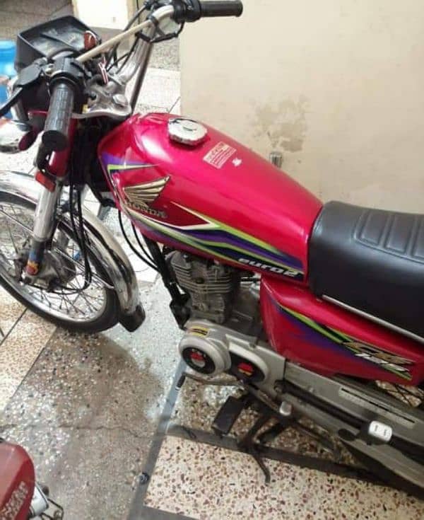 Honda 125 Model 2016 __My CALL Number:03274139425 1