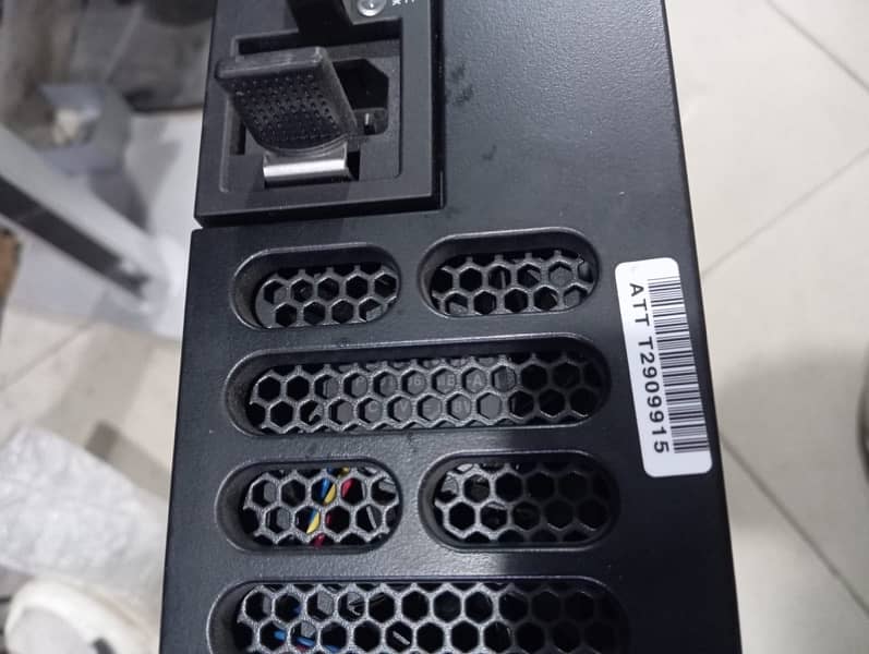 Cisco ISR Series contains six platforms: 4451, 4431, 4351, 4331, 4321 2